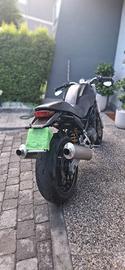 Ducati Monster 750 dark carburatori