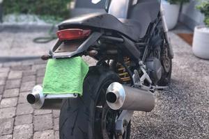 Ducati Monster 750 dark carburatori