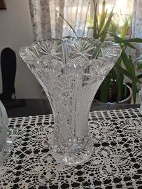 Vaso da fiori in Cristallo pesante molato Boemia
