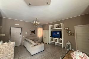 Appartamento ristrutturato - zona villa