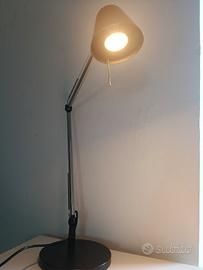 lampada scrivania telescopica