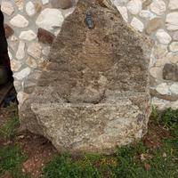 Fontana pietra