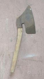 ACCETTA SCURE ASCIA IN FERRO BATTUTO ANTICA