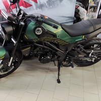 Benelli Leoncino 125 BLACK FRIDAY