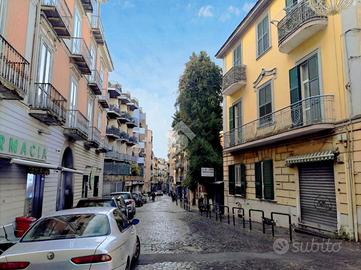 3 LOCALI A CASTELLAMMARE DI STABIA