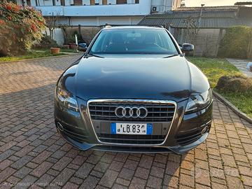 AUDI A4 avant 2.0 TDI S-LINE