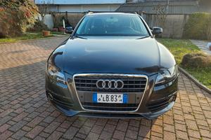 AUDI A4 avant 2.0 TDI S-LINE