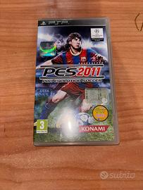 pes 2011 + gran turismo PSP