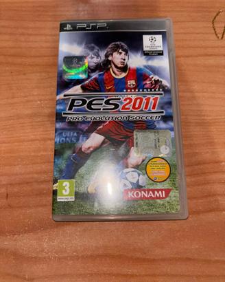 pes 2011 + gran turismo PSP