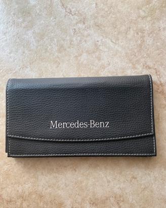 Pochette Mercedes