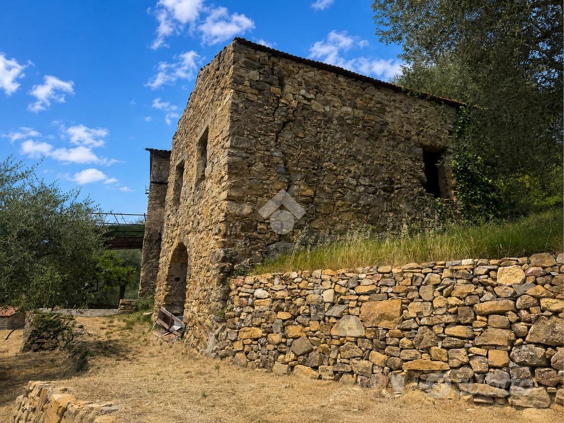 RUSTICO A VALLEBONA - Vista 2