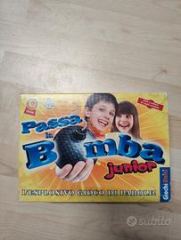 gioco società passa la bomba junior
