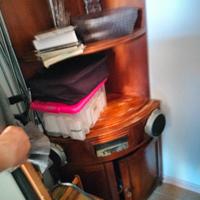 mobile vintage stereo angolare