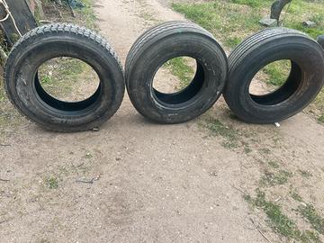 Gomme per semirimorchio, trazione e direzionali