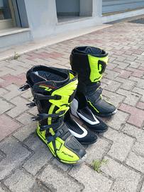 Stivali Forma Dominator taglia 45