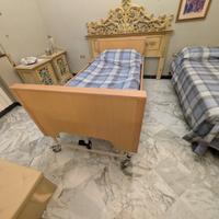 Letto motorizzato per anziani o disabili