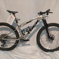 TREK SUPERCALIBER SLR 9.9  XX AXS GEN 2 2024 M/L