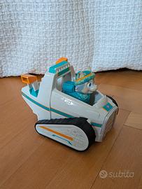 Everest con veicolo Paw Patrol 