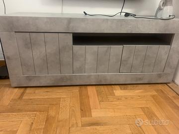 mobile base e pensile.  nuovo mondo convenienza