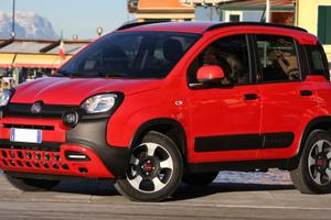 FIAT Panda 1.2 City Cross rossa