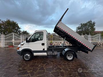 Iveco daily 35c10 ribaltabile trilaterale 2006