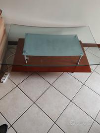 tavolino in vetro curvo e legno 