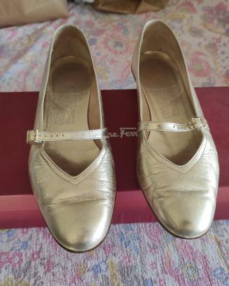 Ballerine modello Audrey Ferragamo originali.