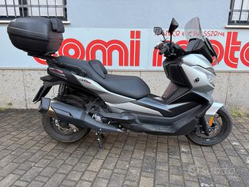 Voge Sfida SR4 400 Max - 2025