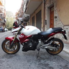 Honda hornet 600