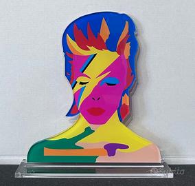 Marco Lodola, Be Heroes, plexiglass d'appoggio