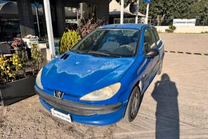 Peugeot 206 1.1 3p. XR