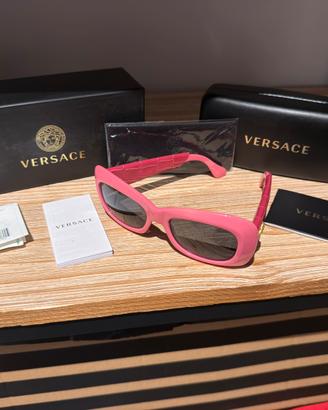 Occhiali da sole Gianni Versace introvabili