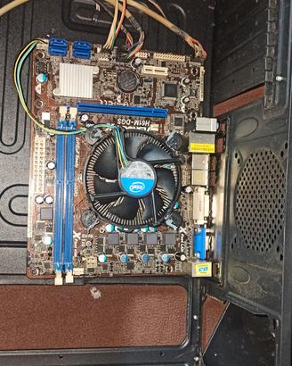 case con scheda Asus da verificare 