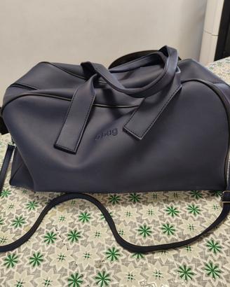 borsa da viaggio blu navy del marchio O bag,