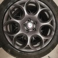 Cerchi Alfa Giulia da 17 gomme Michelin 225 50 17