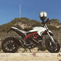 Ducati Hypermotard 939 Star Withe Silk