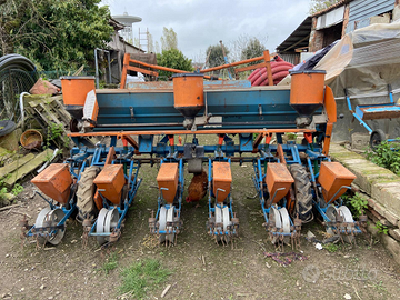 Seminatrice da barbabietole FONTANI