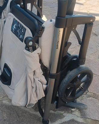 passeggino Inglesina Aptica