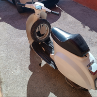 Vespa Piaggio 50 special