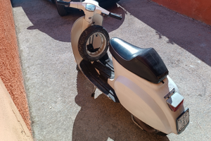 Vespa Piaggio 50 special
