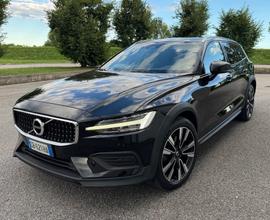 Volvo V60 Cross Country D4 AWD Geartronic Business