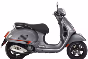 Vespa GTS 300 Super Sport hpe  - Grigio Antracite