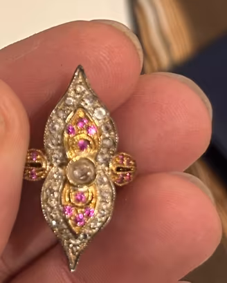 Anello in Oro e Diamanti