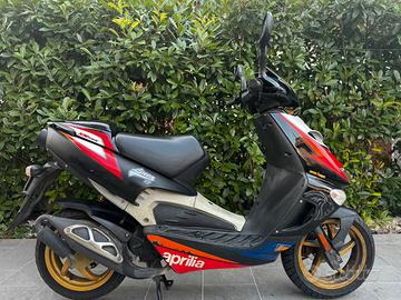 Splendido Aprilia SR 50 Racing SBK (2003)