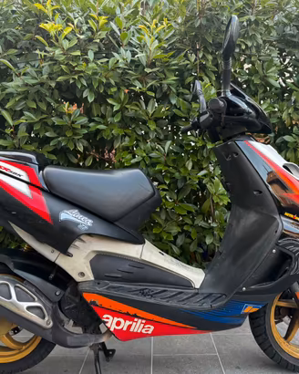 Splendido Aprilia SR 50 Racing SBK (2003)