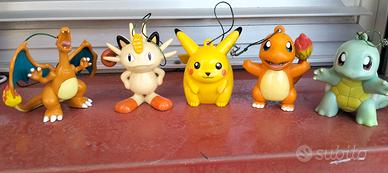 Pokémon Vintage, Pikachu Charmander Charizard  Meo