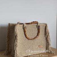 Borsa eseguita all’uncinetto