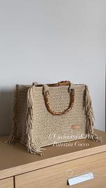 Borsa eseguita all’uncinetto