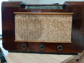 Radio d'epoca Philips Aachen Super D61 (anno 1938)