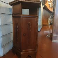 Tavolino esagonale in legno